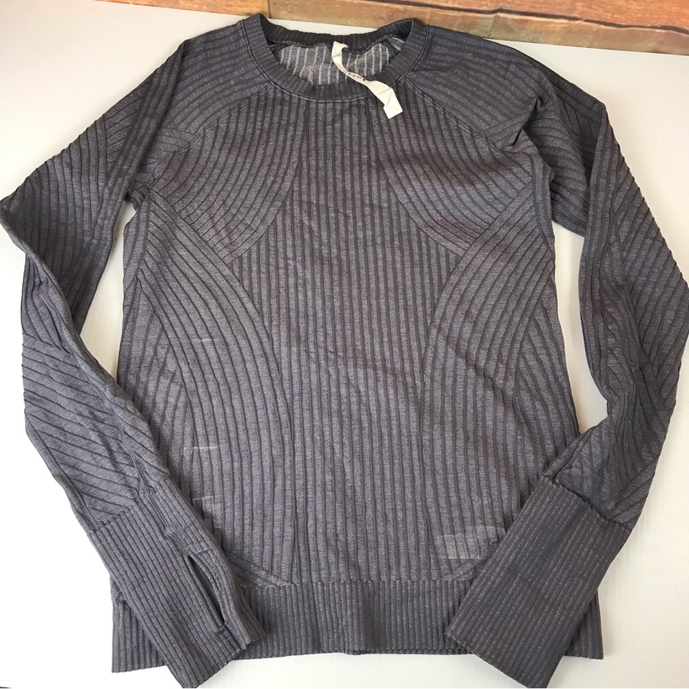 lululemon athletica Gray Long Sleeve Top